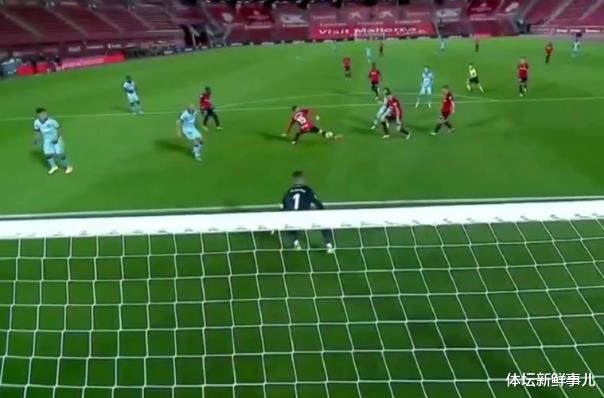 梅西■输球又输人！巴萨4-0马略卡，梅西又缔造2逆天神迹，谁注意苏亚雷斯举动