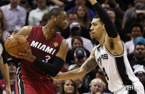 马刺队▲13年热火对马刺总决赛抢七,韦德23分,波什0分,而詹姆斯是这数据!