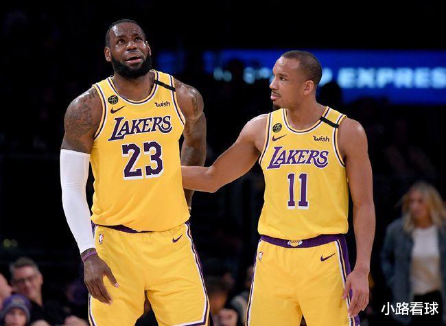 湖人队|20分惨败+3连败！东部冠军被坑惨了，不该学快船和湖人抢人啊