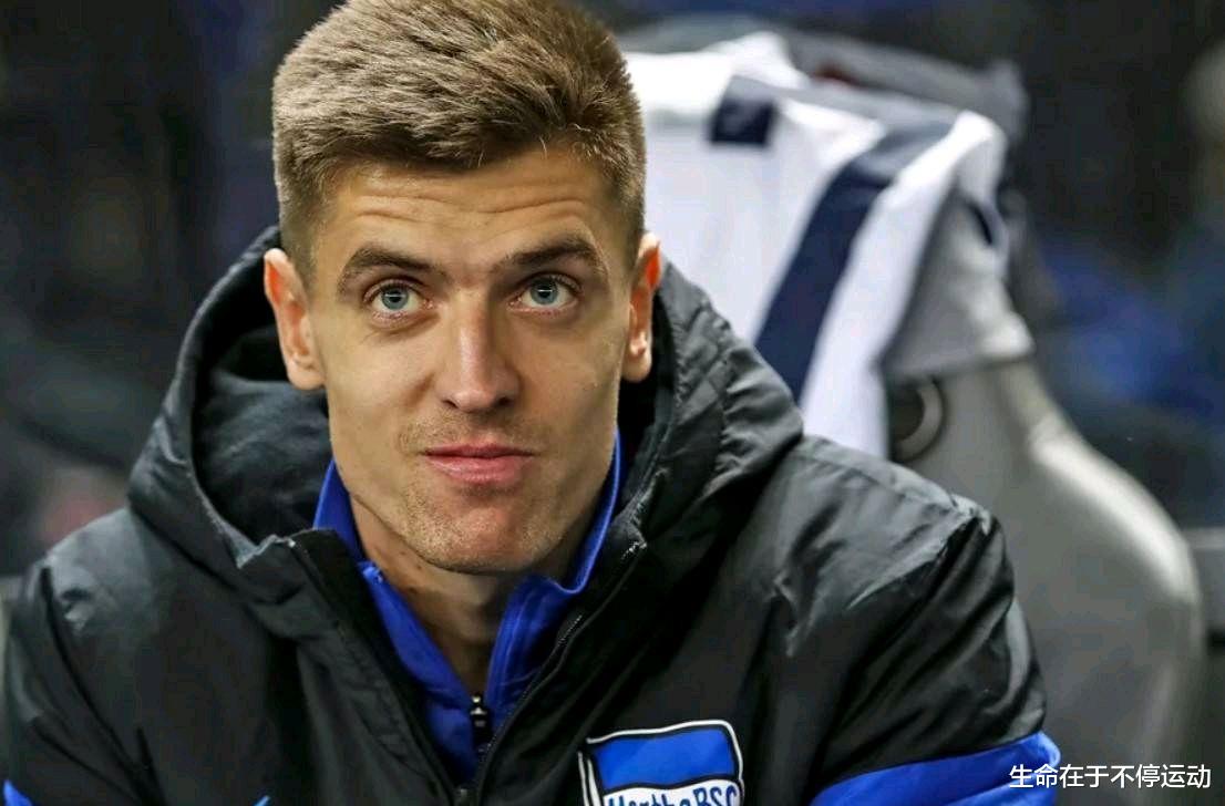 AC米兰|势不可挡！AC米兰旧将的进球数媲美莱万，选择皮亚泰克恐追悔莫及