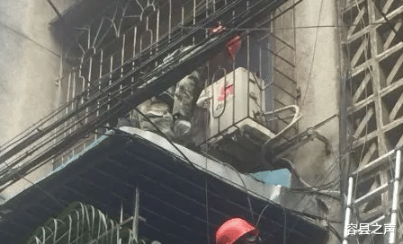 容县之声|广西某楼外出现“空中吊床”？家主：人多不够住！