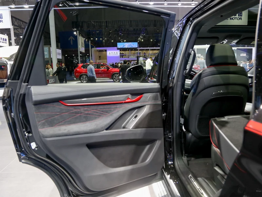 [新车]上市本想取代汉兰达！起步2.0T，60万气场跌破15万，却没人识货