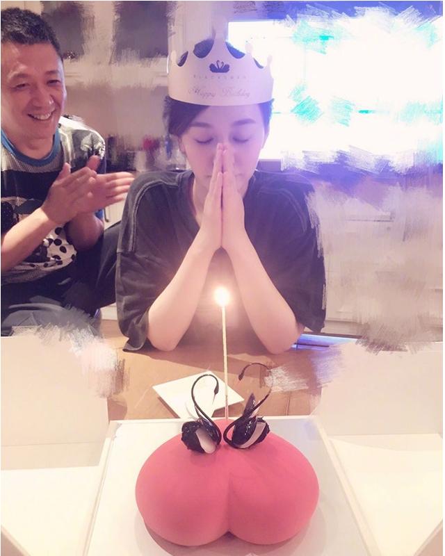 无忧无虑|李小冉晒出自己的家，嫁人后生活无忧无虑，家里还有个超豪华院子