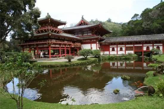 刘少奇■张学良和张作霖的墓地对比！