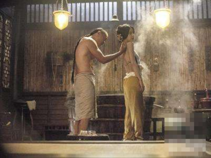 冯嘉怡|他演戏“占尽”baby便宜，却多年不火怒而从商，现在功成名就身价上亿