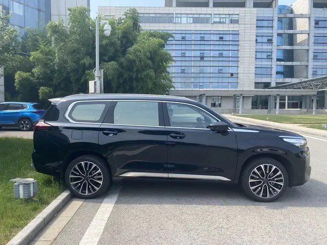 奇瑞|奇瑞全新SUV即将来临，2.0T配四驱，动力远超途昂，崛起就靠它了