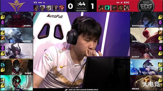 高考作文|LOL-LPL：Jiejie盲僧关键大招击飞艾希，EDG2-0横扫V5收获3连胜