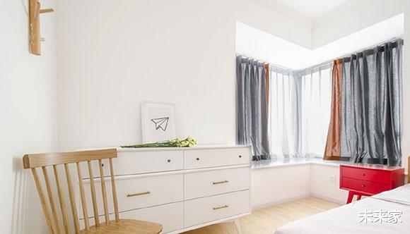 【】小两房就学她家这样装，简洁大方又温馨实用，幸福美满令人羡慕！