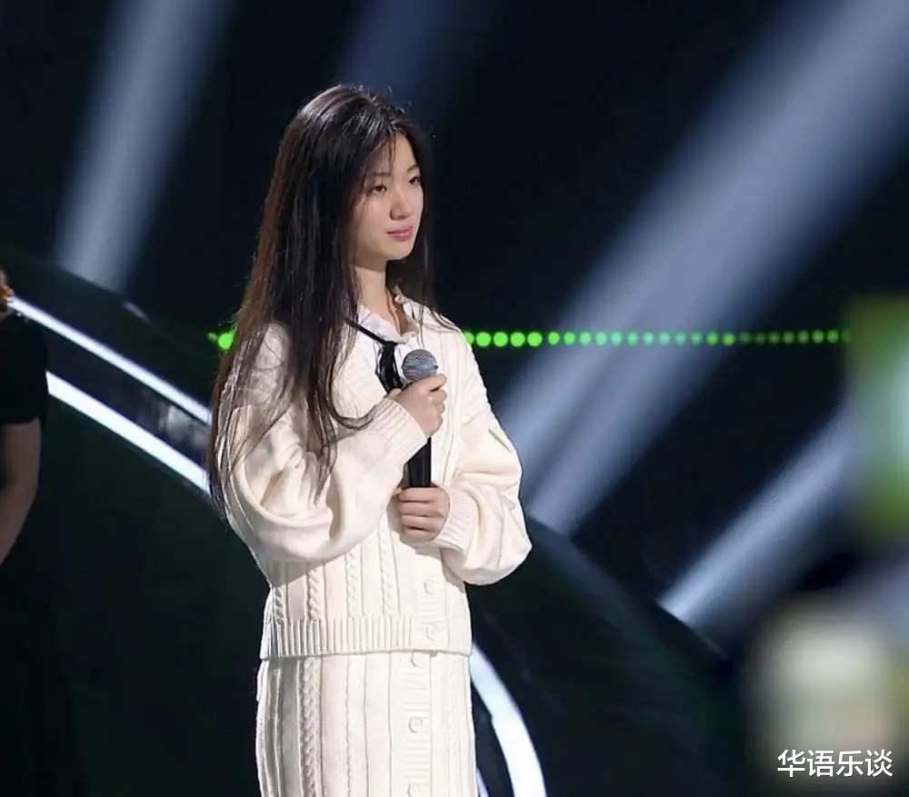 李健|冠军几无悬念！她或以一己之力，扭转好声音冠军必糊的败局