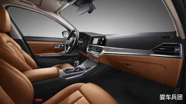 马自达6:2.0T+8AT+后驱,这三款豪华轿车不到30万就能选!