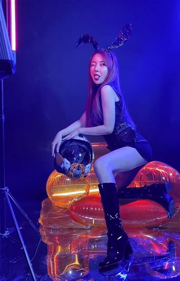 郭美美|出狱第457天，郭美美终于还是走了老路，真是江山易改本性难移