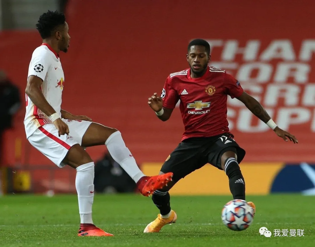 曼联|从水货新援到中场大闸！这笔5900万签约被救活了，曼联也有他的坎特