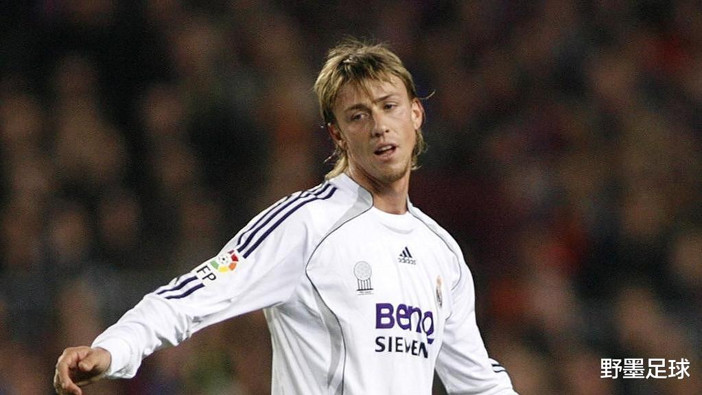 「梅西」皇马44岁传奇又火了一把：若不是哈维出手，他差点让梅西“吃土”