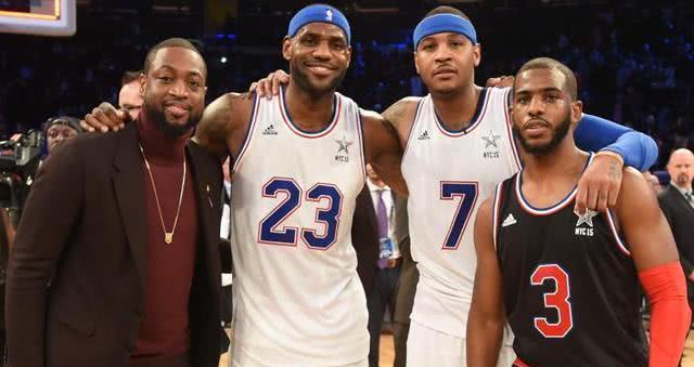 德维恩·韦德▲风尘四侠地位该怎么排？榜首毋庸置疑，韦德和保罗怎么排？