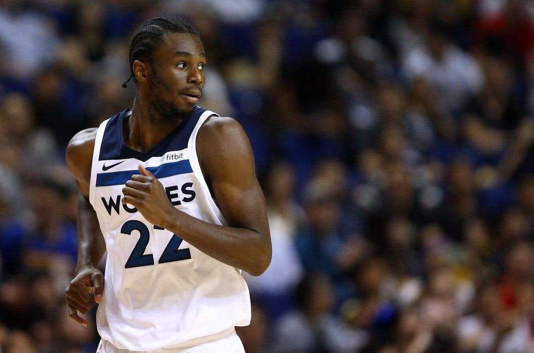 詹姆斯·哈登|如今NBA中几乎没有缺勤的五位铁人：亚当斯上榜，哈登太恐怖！