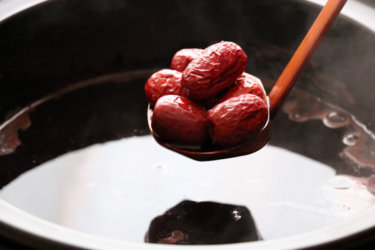 [睡眠]女人早餐要喝它，蛋白质是鸡蛋的3倍，是牛奶的12倍，气色越差越要喝