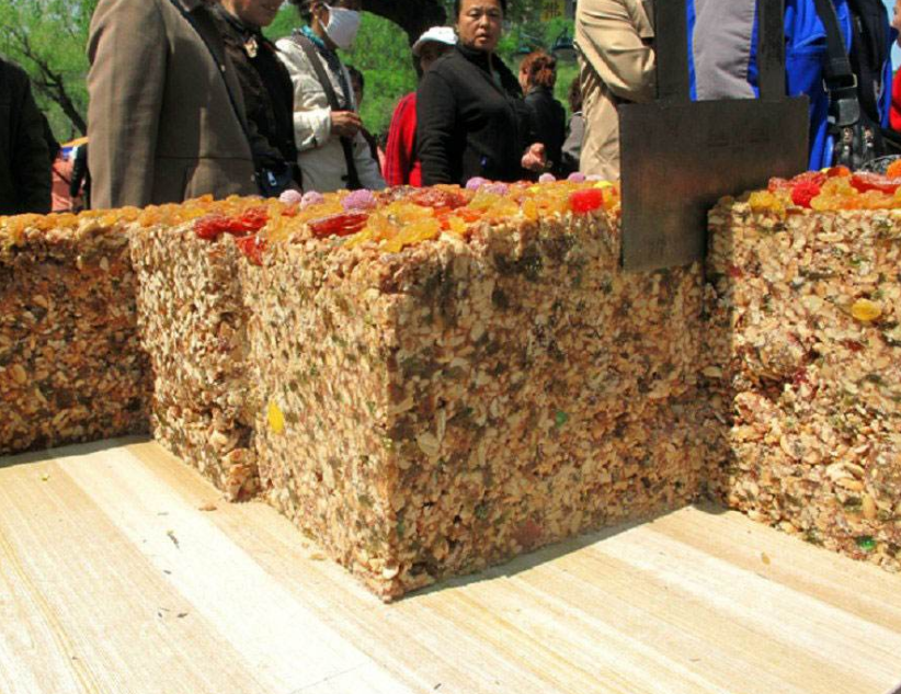 切糕|新疆人不解:我们切糕都明码标价4元一两了,为什么还没有人买?