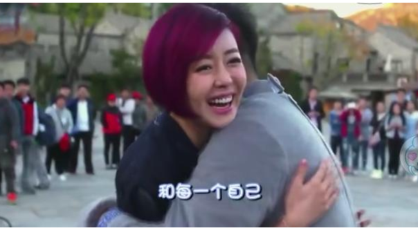 安又琪|38岁超女冠军至今未婚，为赚钱跑小县城商演，自嘲：我早就不红了