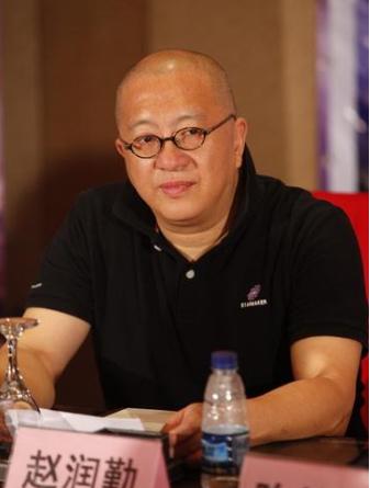 曾志伟|1990年，余倩雯被曾志伟“假戏真做”伤心退圈，如今成人生赢家