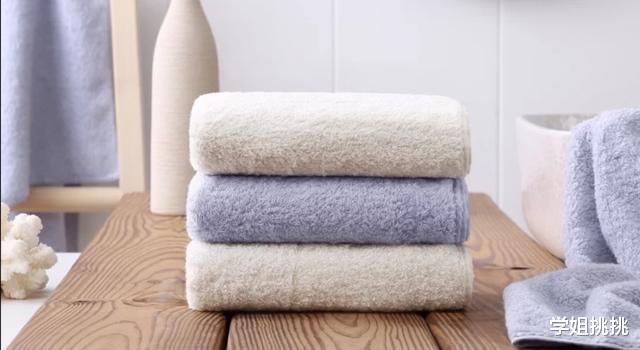 【护肤品】女生不经意的3个习惯，天天护肤皮肤也容易变差，你占几个