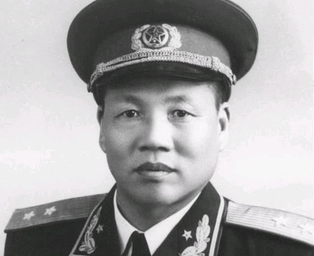 解放战争|贺龙元帅解放大西南，统帅5个军，军长都是谁？后来授予什么军衔