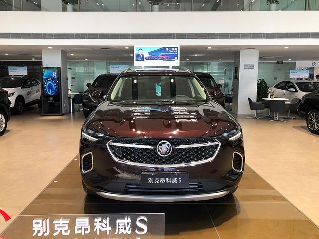 昂科威|探店昂科威S：摆展布局很故意，“双威”同台，叫人怎么选？