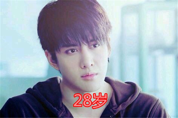 王栎鑫|“英年早婚”的男星，任嘉伦29岁，王栎鑫26岁，看到最后：甜到了