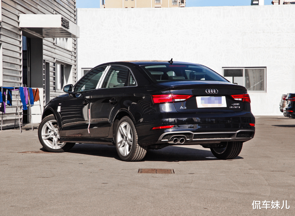 豪车|最便宜的奥迪豪车，从19.32万跌至14.88万，车主：可以放弃速腾了