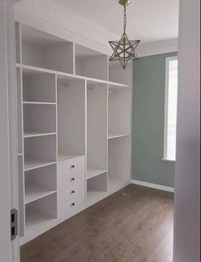 『』衣柜内部只要这样设计，至少能多放200件衣服，难怪我家装不下