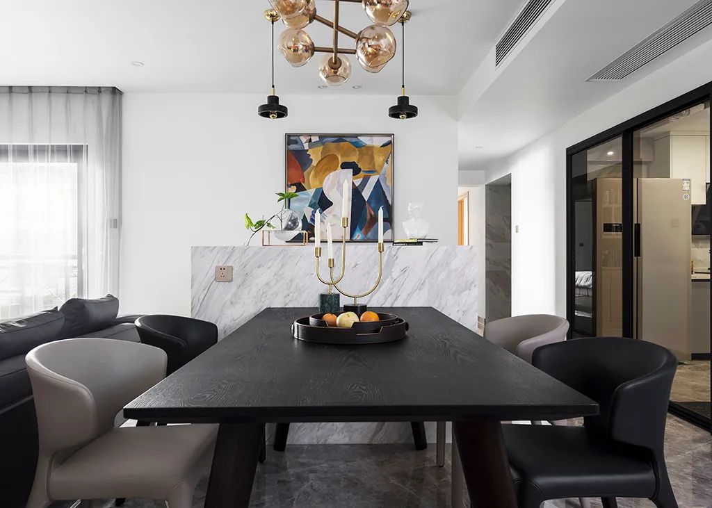 『』178㎡现代风，时尚端庄的空间，用细腻轻奢的元素点缀，气质很美