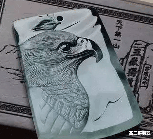 翡翠|价值几十块钱的玉料雕出几百万的成品，你的翡翠价值理论过时了！