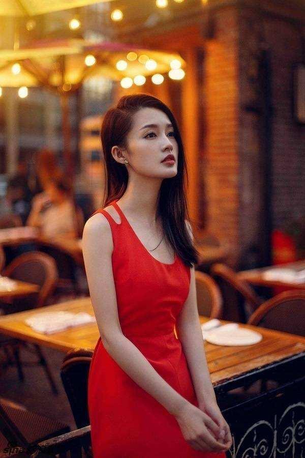 李沁|李沁：国家培养9年的人才，却转身扎进娱乐圈，背后原因令人感叹