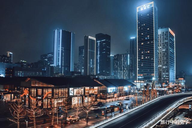 黄果树瀑布|这个省地级市太多，车牌26个字母不够用，旅游资源丰富