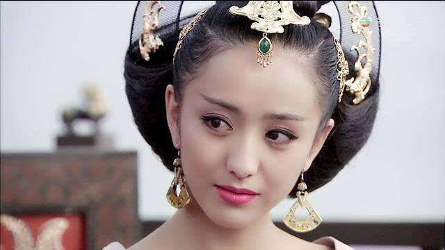 冯绍峰|新疆三美:一个无戏可拍,一个忍气吞声,一个被骂快滚出娱乐圈!