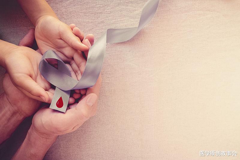 【尿毒症】体内有尿毒症，身体往往有四个标志，占的越多，越要及时治疗