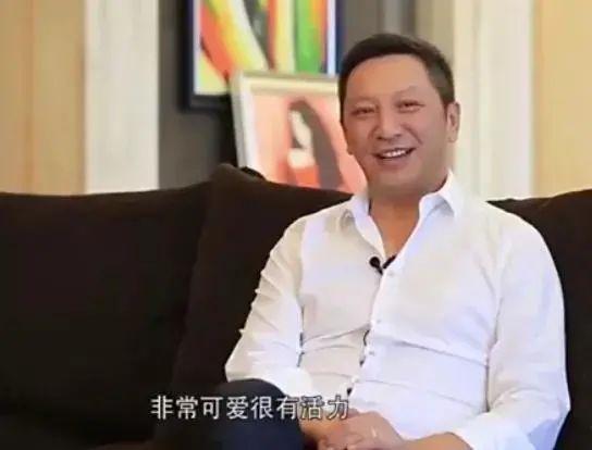 撒贝宁|43岁“梦萍”晒出2儿子,比起赵薇林心如,不红的她才是人生赢家
