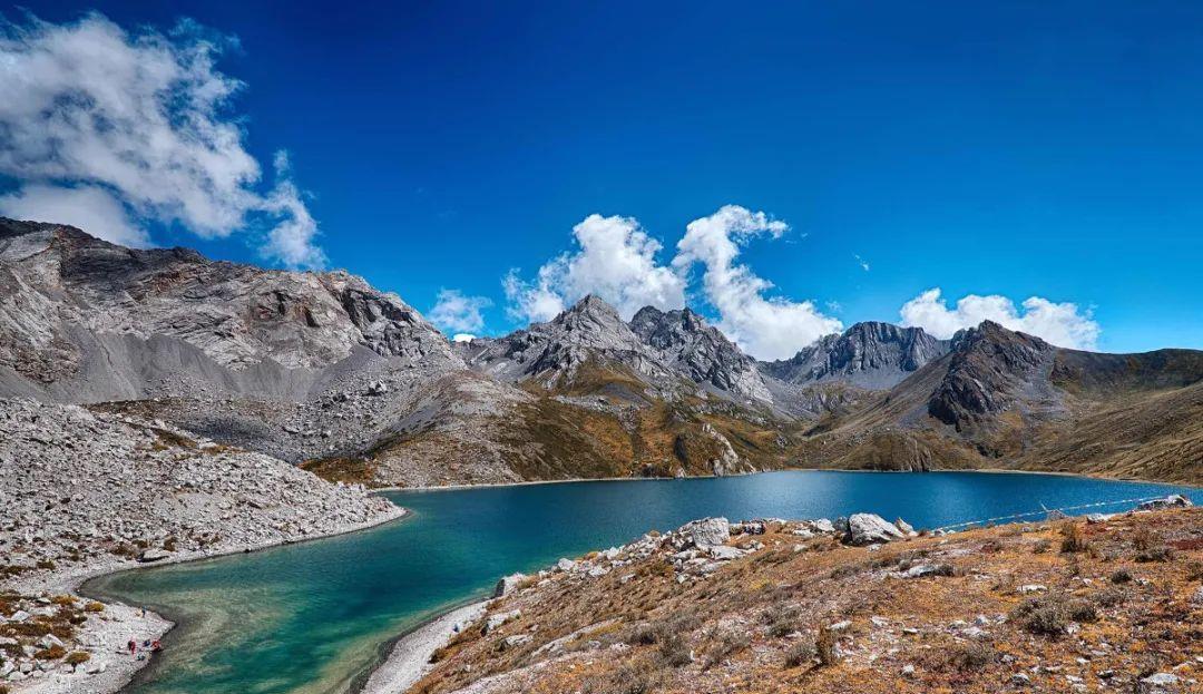 #九寨沟#川西5天徒步行:九寨沟和黄龙后面的徒步圣地,原始风光一望无际