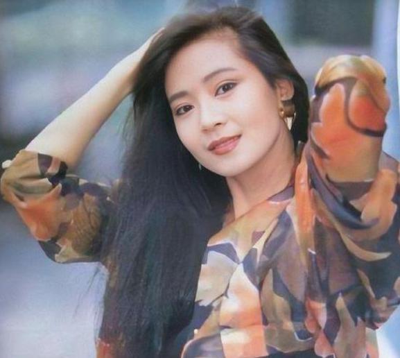 俞小凡|俞小凡：下嫁琼瑶男主，被骗800万，为孩子坚决不离婚