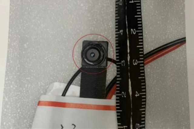 针孔摄像头：男子酒店装针孔摄像头偷拍，这些东西让人毛骨悚然！