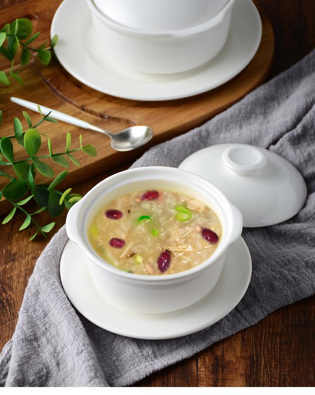 「」女人喝此秘制营养汤，味道鲜美，补气又养血，越活越年轻