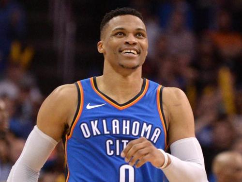 火箭队@威少这次要笑歪了，火箭队老板为其大手笔重组，送走7人换1猛将