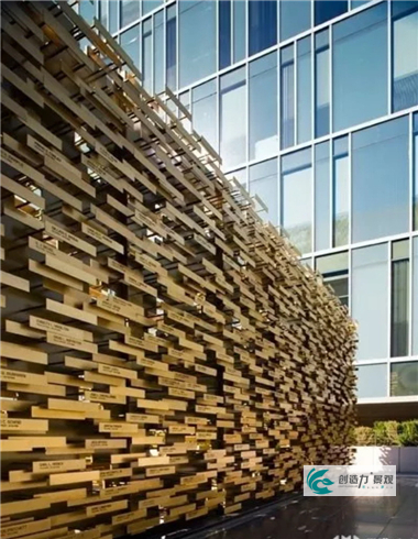 「」庭院景墙，竟能如此别具一格！