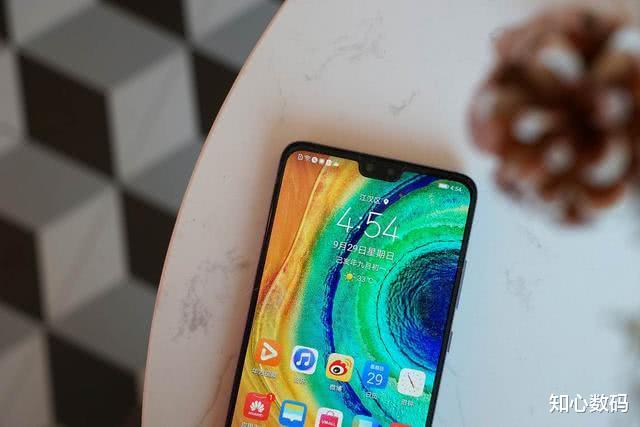 「华为荣耀」华为4G手机开启“大清仓”,款款高性价比,网友:买早了!