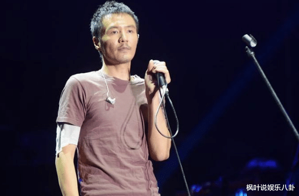民谣|他唱着动听的歌曲，本以为已经过气，原来只是性格低调罢了