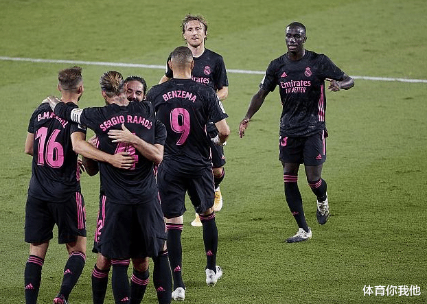 巴塞罗那|西甲疯狂3-0！领头羊客场惨败，皇马有望登顶，巴萨或遭暴击