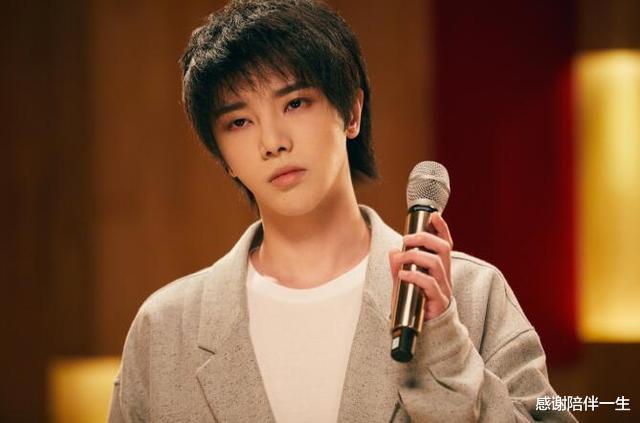 华晨宇▲为什么华晨宇专业口碑这么好， 有那么多音乐人夸他