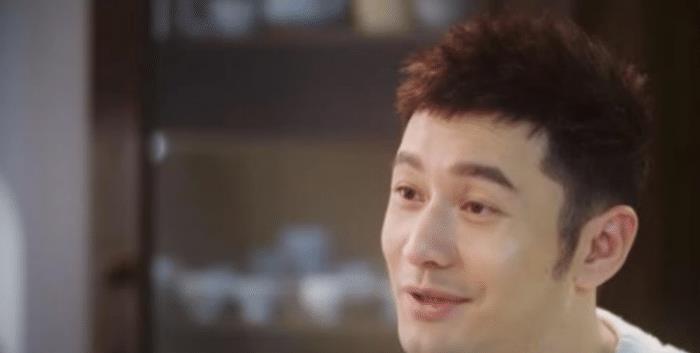 黄晓明：尹正调侃黄晓明：去你公司上班月薪多少？黄晓明八字回答显情商