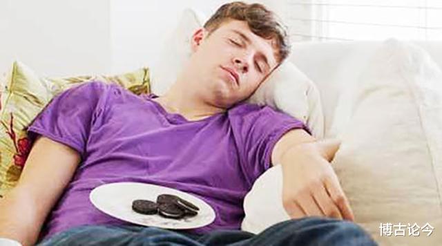 [科学家]人类睡觉时，大脑为什么会出现古怪的梦？这些梦又代表着什么？