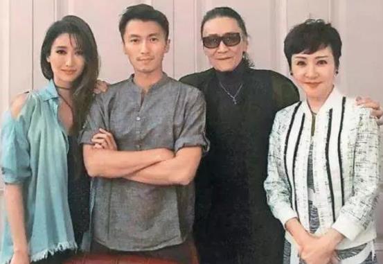 【黄渤】谢霆锋宠她整整35年,一年换7个男友,至今单身还是谢霆锋养着