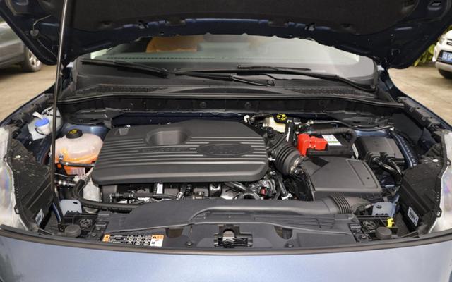 荣威|3款被忽视的紧凑型SUV，品牌强口碑好，不买奇骏、RAV4可以选它们